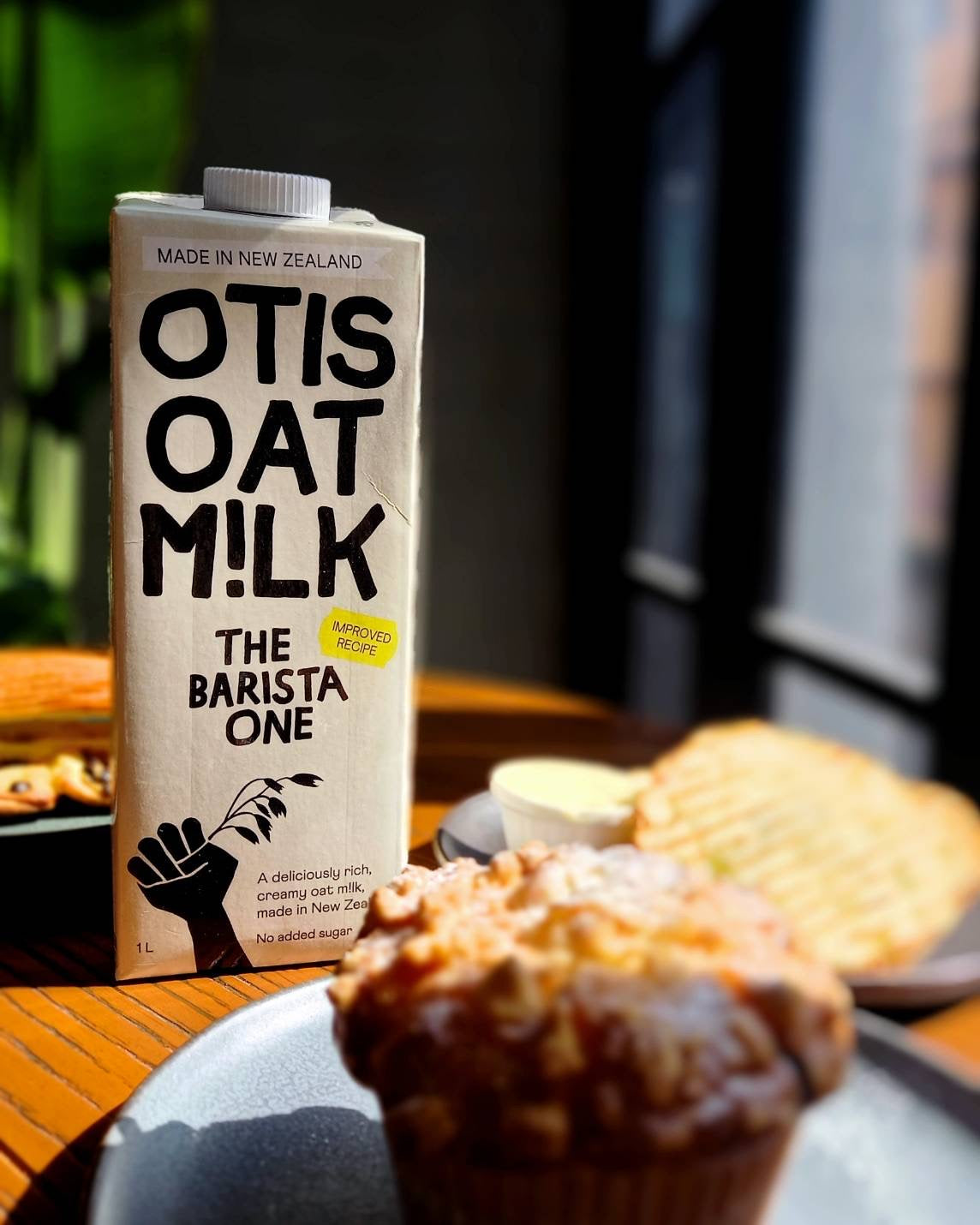 Otis oat milk